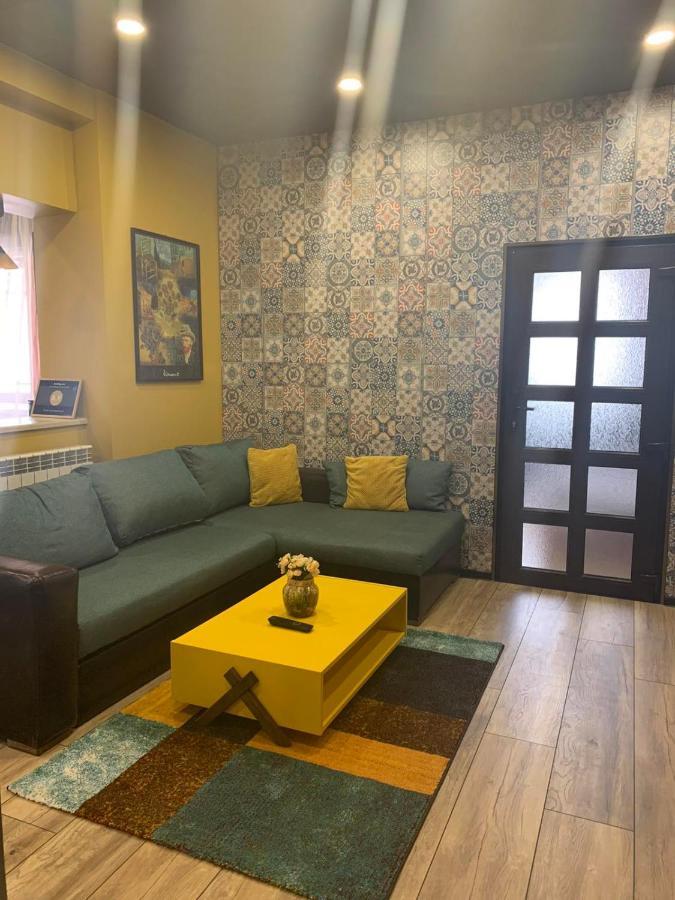 Trakia Street Apartment Plovdiv Bagian luar foto